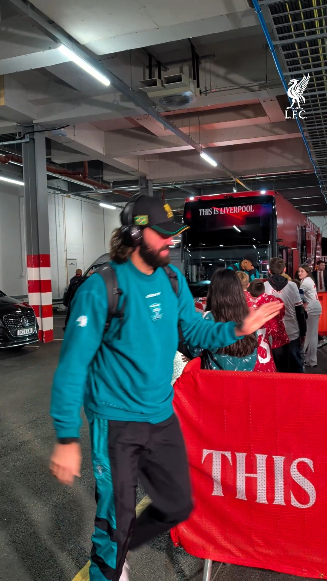 Good evening, Reds 👋