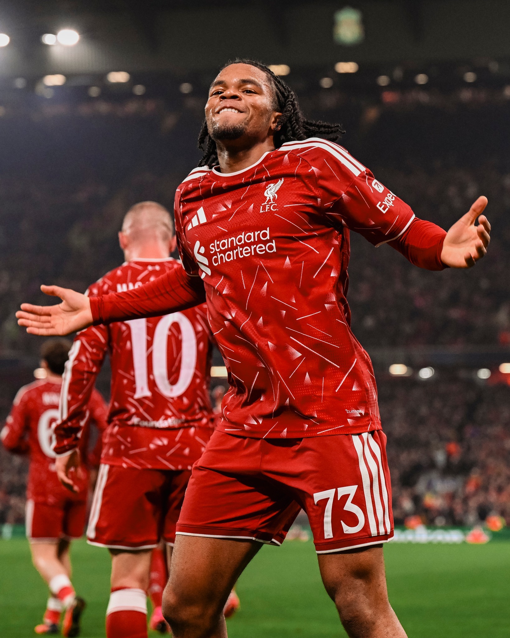 Good morning, Reds! 🤩