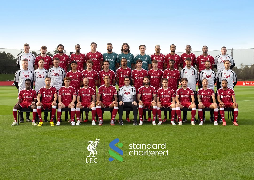 Our official 2026-27 squad photo 📸🔴
