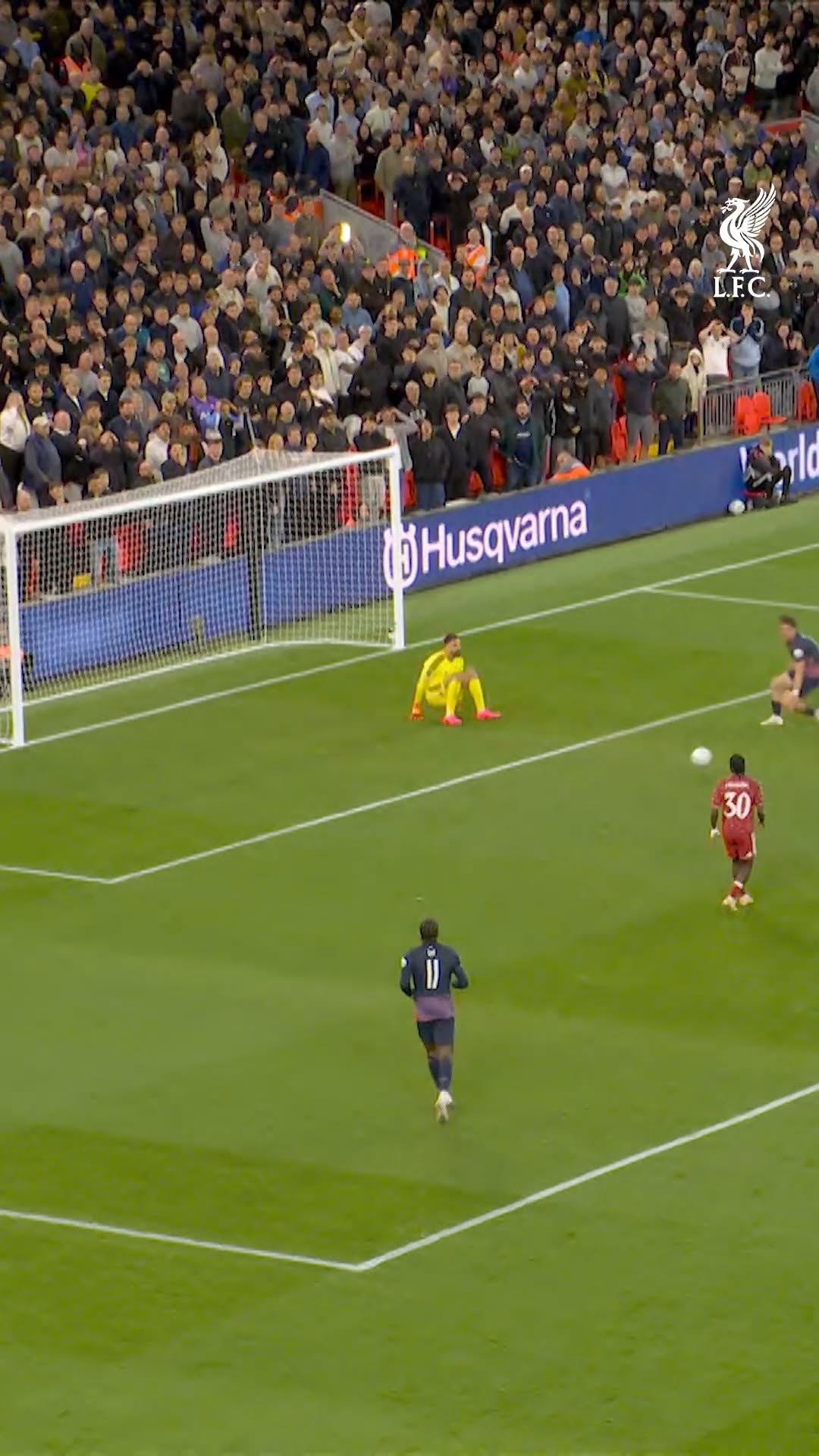Some top saves from Giorgi last night 🧤⛔️