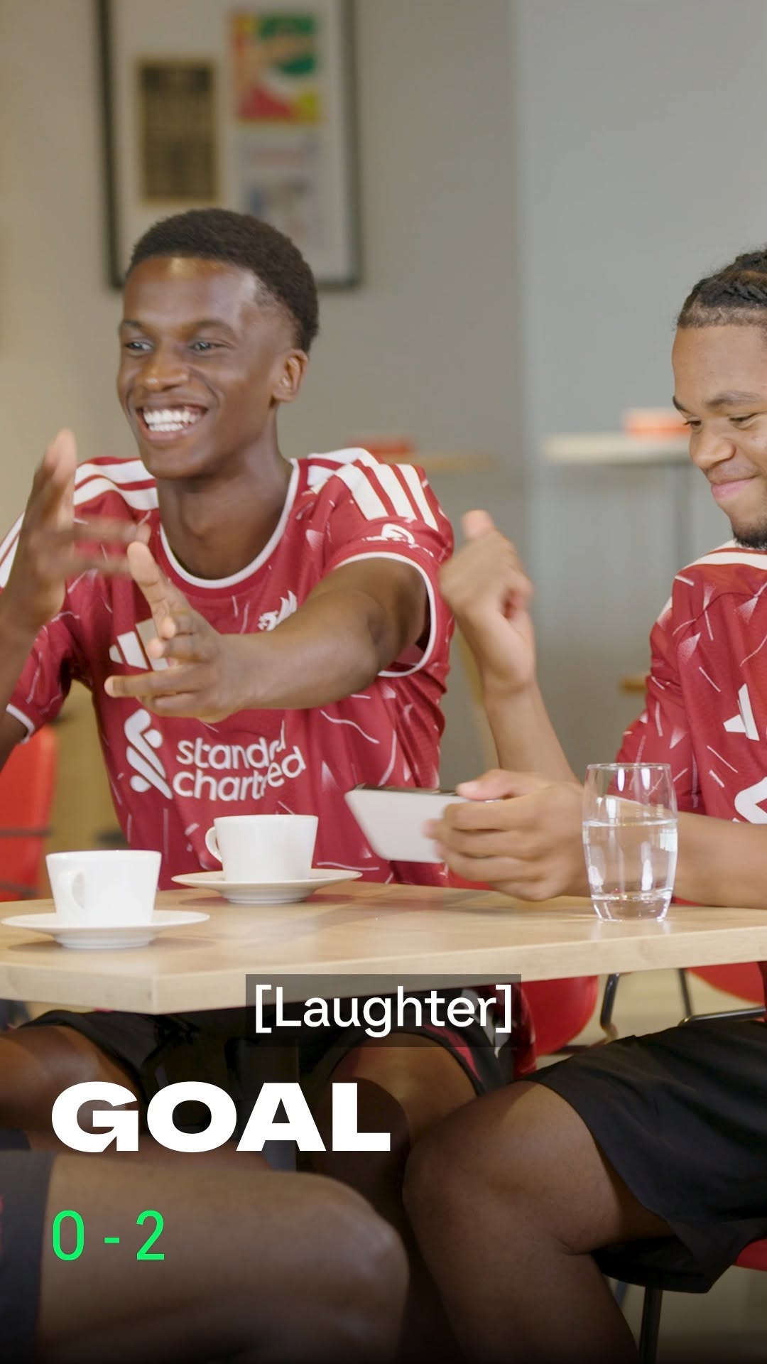 A quick challenge for the Reds 📲⚽️ Play with your friends, your way in the #FCMobile 27 Season Update....