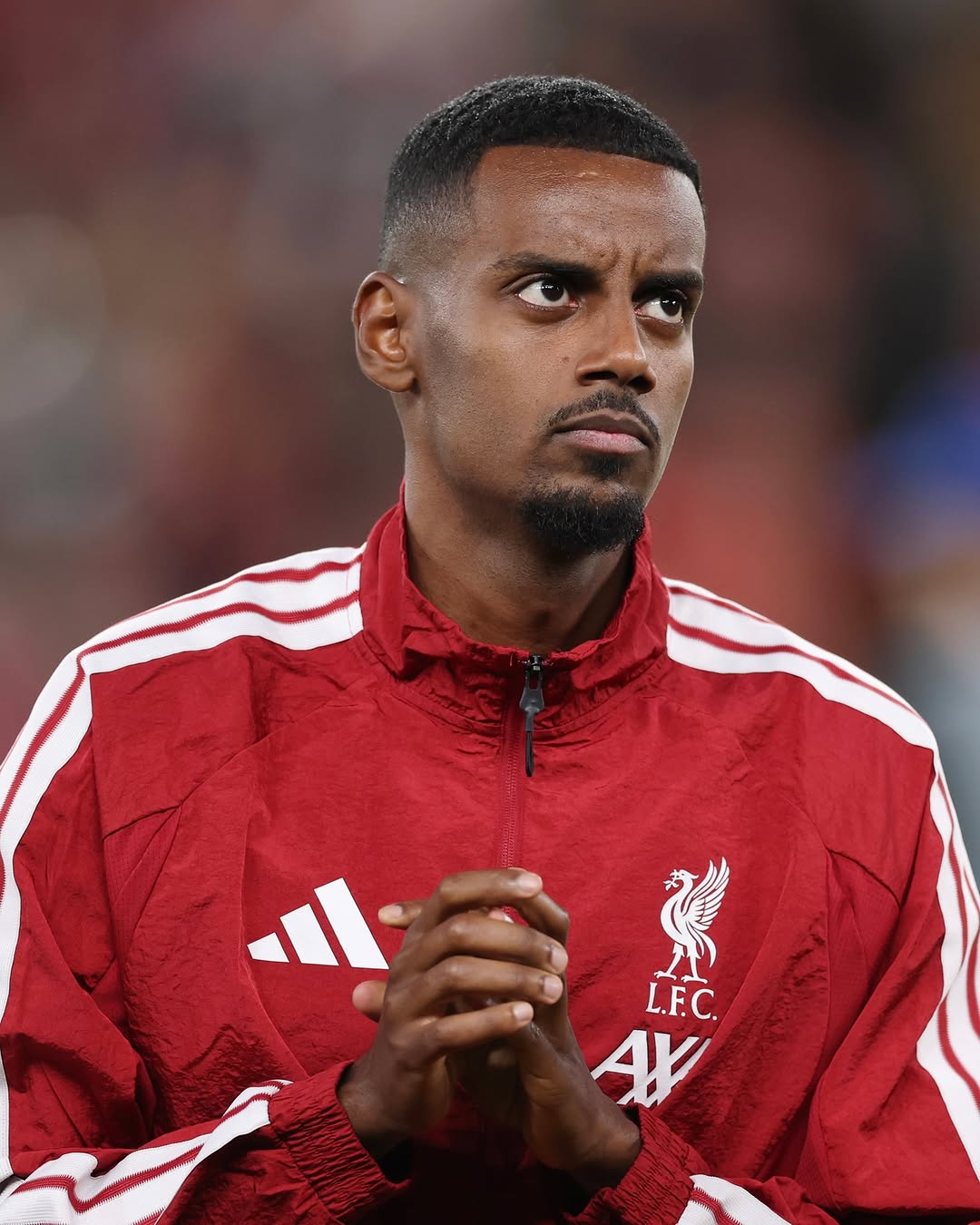 Alexander Isak is to return from international duty due to a minor injury....